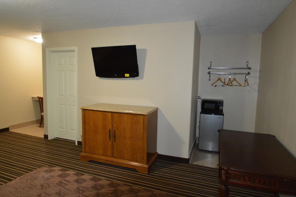 Executive Inn Snyder Zewnętrze zdjęcie